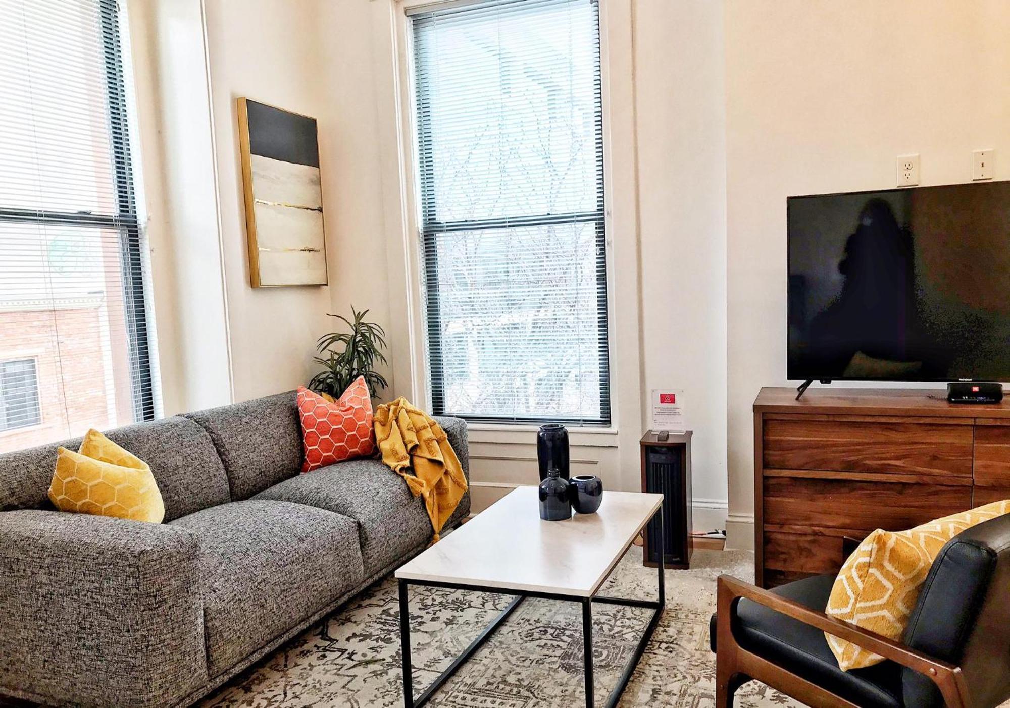 New Haven Stays Room photo