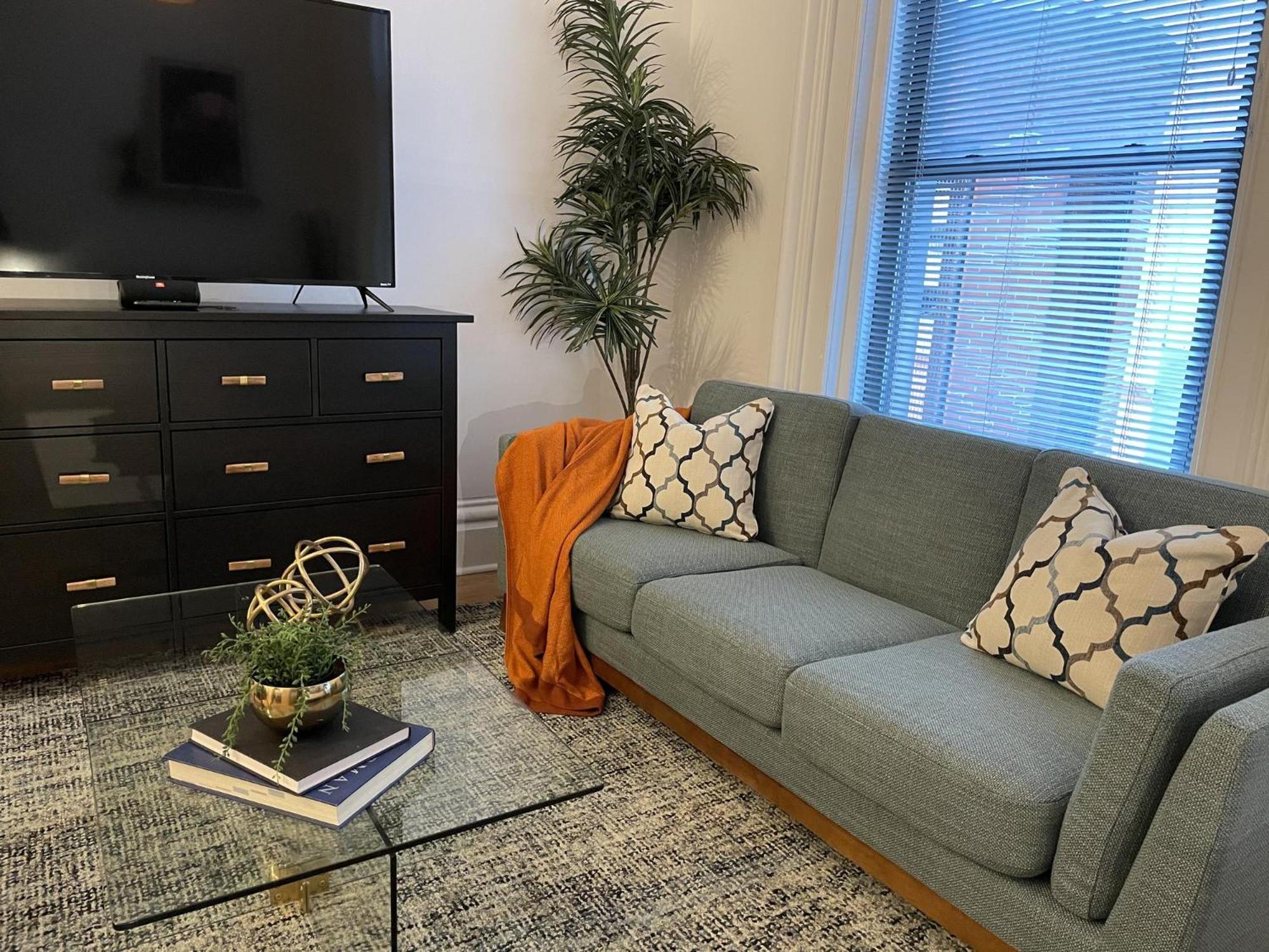 New Haven Stays Room photo